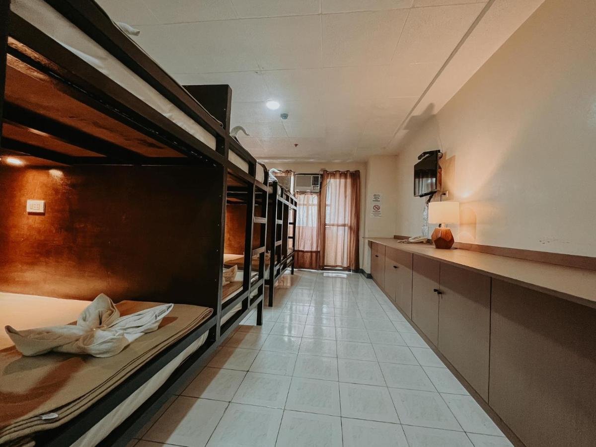Fuente Hotel De Cebu Екстериор снимка