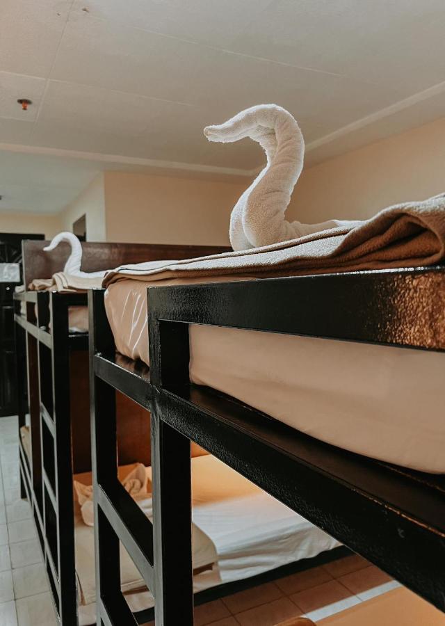 Fuente Hotel De Cebu Екстериор снимка