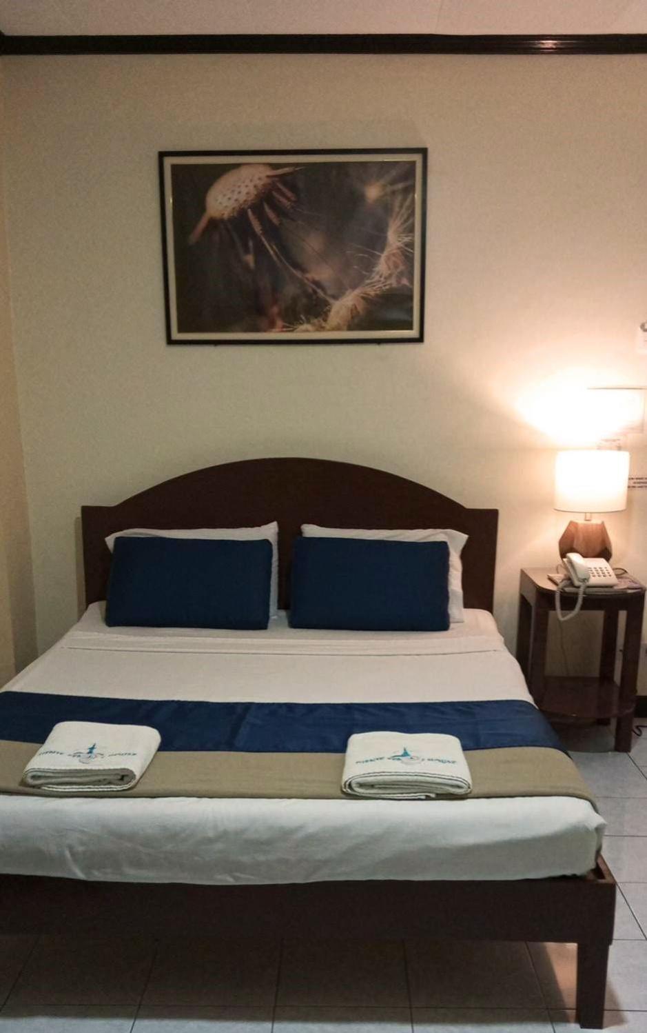 Fuente Hotel De Cebu Екстериор снимка